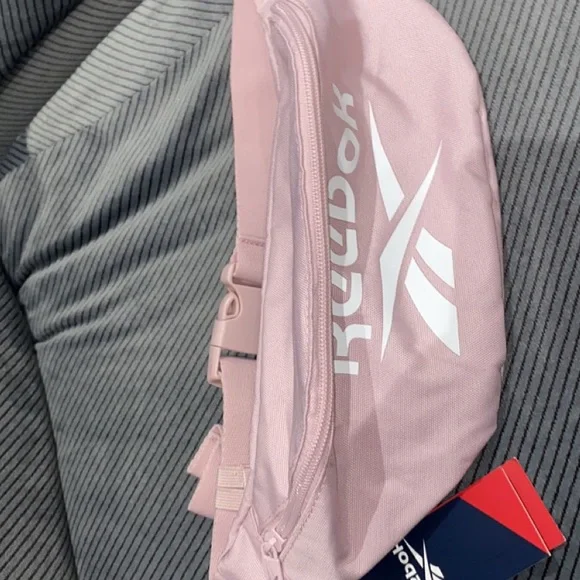 Reebok Fannypack - Picture 3 of 5